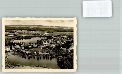 Bad Waldsee Fliegeraufnahme des Ortes mit Stiftskirche St. Peter Foto Original aus Archiv eines Ansichtskartenverlags Ort handschriftlich