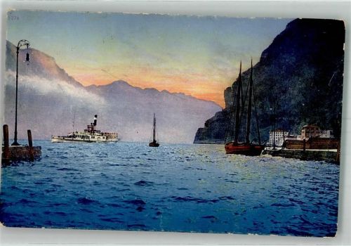 Riva del Garda Dampffschiff Hafen