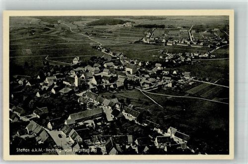 Stetten Fliegeraufnahme des Ortes mit Pfarrkirche St. Mauritius