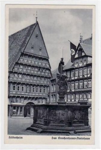 Hildesheim Hildesheim. Knochenhauer - Amtshaus mit Flagge ungelaufen Gute Erhaltung.