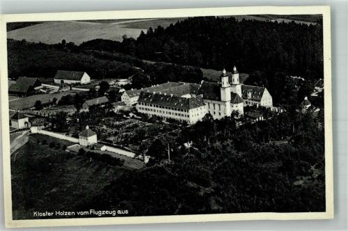 Holzen Fliegeraufnahme vom Kloster Holzen mit Abteikirche St. Johannes