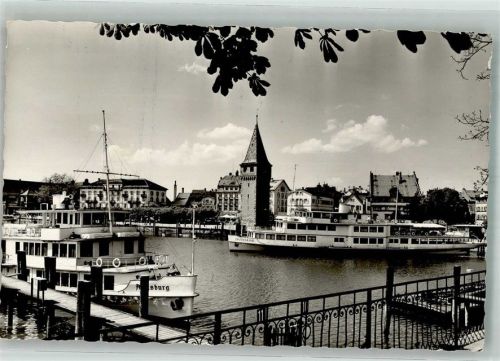 Lindau Fahrgastschiffe Augsburg und Deutschland vor dem Mangturm im Hafen