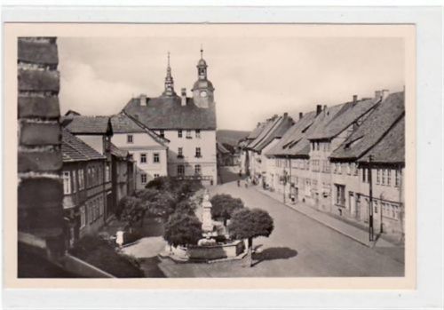 Römhild mit Marktplatz und Springbrunnen ungelaufen Kleine Anhaftung Rückseite oben rechts und unten links, sonst gut erhalten.