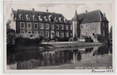 Legden mit Schloß Egelborg gelaufen, mit Marke und Stempel von 1930 kleiner Knick unten rechts, starker Knick oben links, sonst gut erhalten