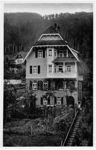 Bad Wildbad Bad Wildbad. Villa Pfeiffer, Uhlandstraße und Bismarckstraße ungelaufen Gute Erhaltung.