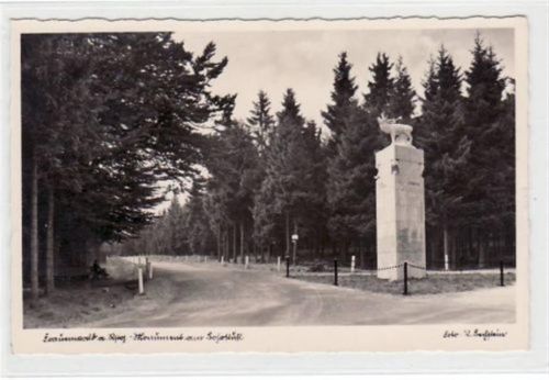 Frauenwald Monument am Bohrstuhl in Frauenwald am Rennsteig ungelaufen Top Erhaltung.