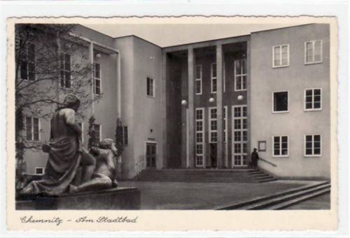 Chemnitz Chemnitz mit Stadtbad gelaufen von 1941 kleiner Knick oben links, leichter Stempeldurchdruck, sonst gut erhalten.