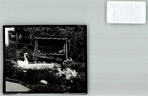 Fussingen Gasthaus Haus Katharina Garten mit Brunnen Foto Original aus Archiv eines Ansichtskartenverlags Ort handschriftlich