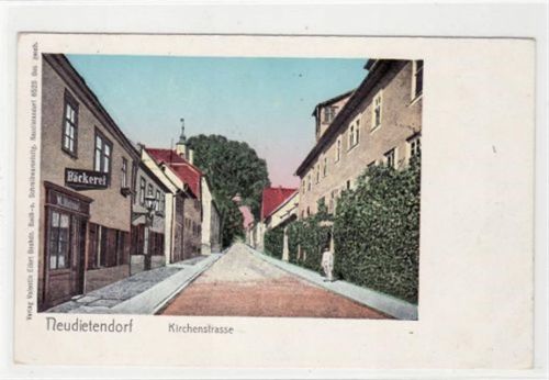Neudietendorf mit Kirchenstrasse und Bäckerei M. Meissel gelaufen ohne Marke. Ecken mit Albumabdrücken. Gute Erhaltung.