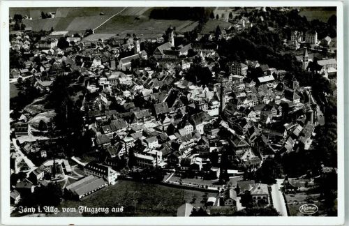 Isny 1938 Fliegeraufnahme des Ortes mit Kirche St. Georg und Jakobus und der Nikolaikirche