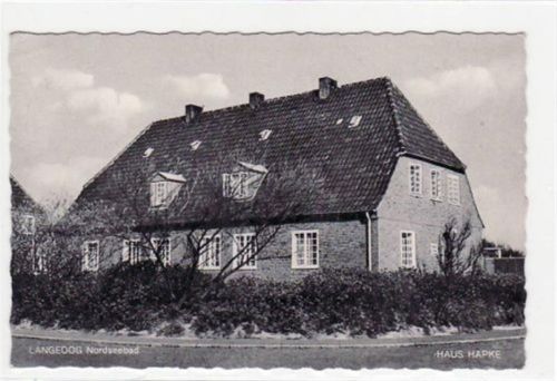 Langeoog Langeoog mit Haus Hapke gelaufen, Marke entfernt. Gute Erhaltung.