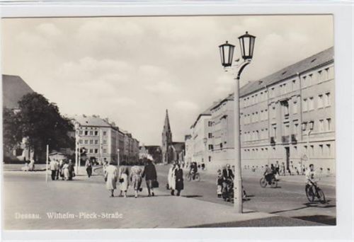 Dessau Wilhelm-Pieck-Straße in Dessau ungelaufen Top Erhaltung.