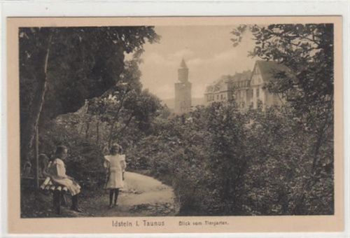 Idstein Idstein. ein Blick auf einen Turm vom Tiergarten aus gesehen ungelaufen Ecken mit Albumabdrücken, sonst gut erhalten
