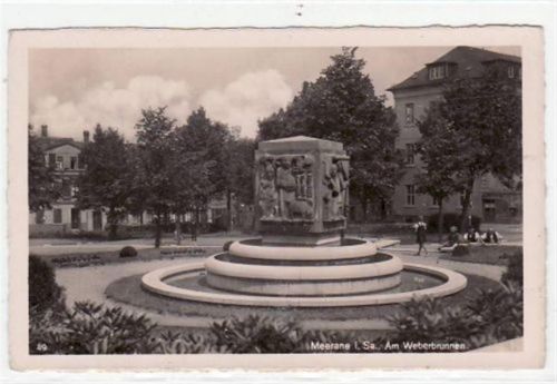 Meerane mit Partie am Weberbrunnen ungelaufen Leichter Bug am Rand unten, leicht fleckig, sonst gut erhalten