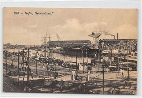 Kiel Kiel. Hafen Germaniawerft gelaufen. Gute Erhaltung.