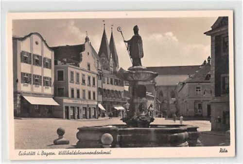 Eichstätt in Bayern. Willibaldsbrunnendenkmal ungelaufen Gute Erhaltung.