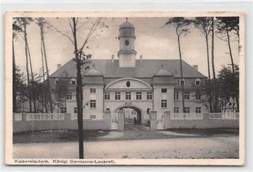 Kaiserslautern Kaiserslautern. königliche Garnisons Lazarett. Feldpost, Stempel von 1915 kleiner Knick oben links, leicht fleckig, sonst gut erhalten