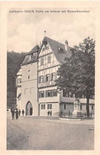 Urach Urach. Partie am Schloss mit Bismarckdenkmal ungelaufen Sehr gut erhalten.