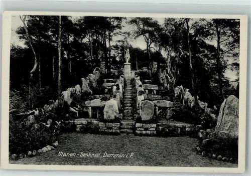 Demmin Wanen Denkmal Steine Felsen