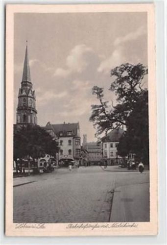 Löbau Löbau in Sachsen. Bahnhofstraße mit Nicoleikirche gelaufen. Gute Erhaltung.