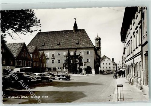 Weilheim Rathaus Platz Wegweiser Auto Kirche Fahrrad