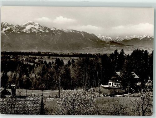 Bad Heilbrunn Cafe Waldrast mit Blick auf die Alpen