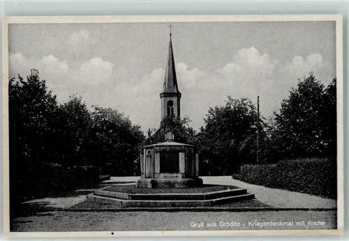 02627 O8601 Gröditz b Bautzen - Kriegerdenkmal mit Kirche