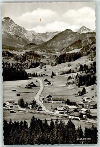 Langenwang Blick ins Kleine Walsertal mit Widderstein