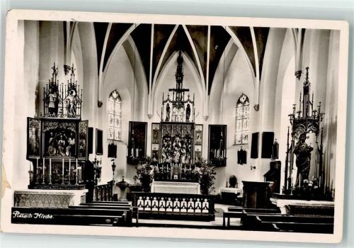 Pullach Kirche Inneres Altar Fenster Kerzen Religion