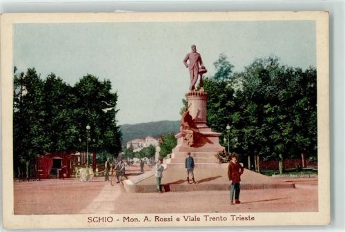 Schio Monumento A. Rossi e Viale Trento Trieste Fahrrad