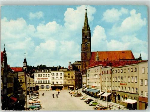 Eggenfelden Stadtplatz VW Käfer Auto
