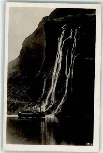 Geiranger die sieben Schwestern Geirangerfjord Passagierschiff