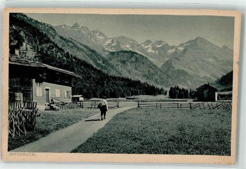 Birgsau mit Mädelegabelgruppe Wider Mann und Linkerskopf Wanderer
