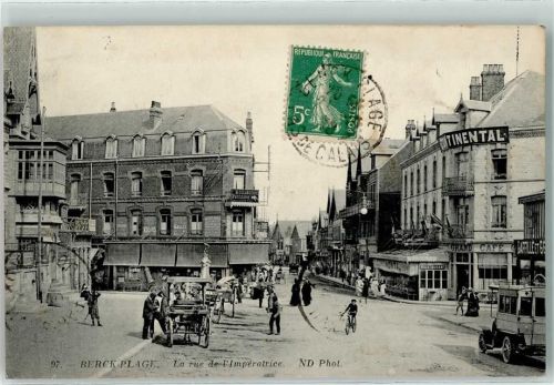 Berck 1918 La rue de l´ Imperatrice Auto Fahrrad Grand Cafe Patisserie