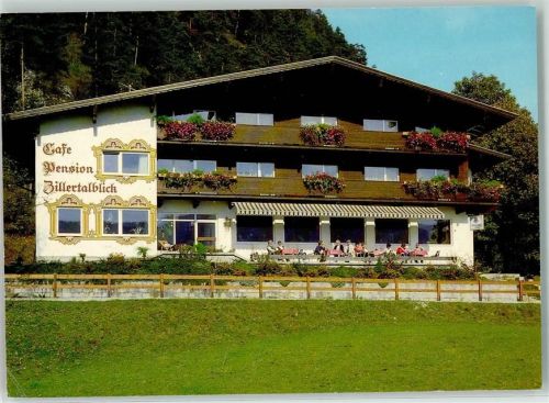 Münster Cafe Pension Zillertalblick Familie Kashofer Blumen Terrasse