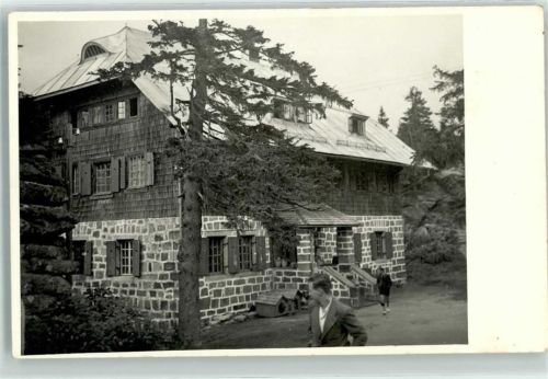 94089 W8391 Dreisesselhaus Privatfoto AK Schutzhaus Klassenfahrt Ort handschriftlich
