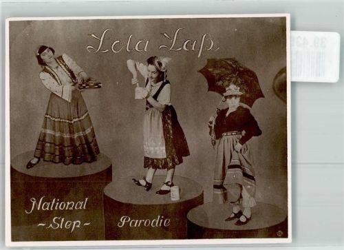 Neukölln Lola Laß Step Parodie Tracht Bierkrug