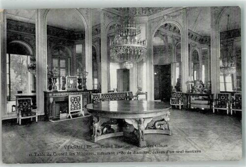 Versailles Grand Trianon Salon des Glaces et Table du Conseil des Ministres