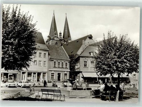 Calbe Markt Brunnen Mercedes Fahrrad Motorrad