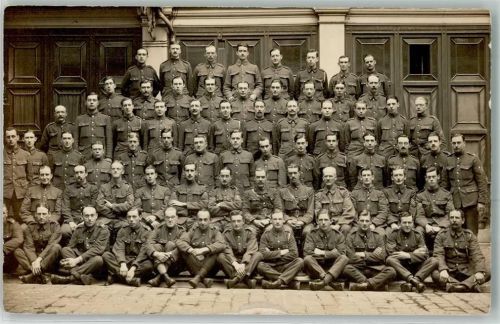 Gruppenfoto Soldaten Uniform