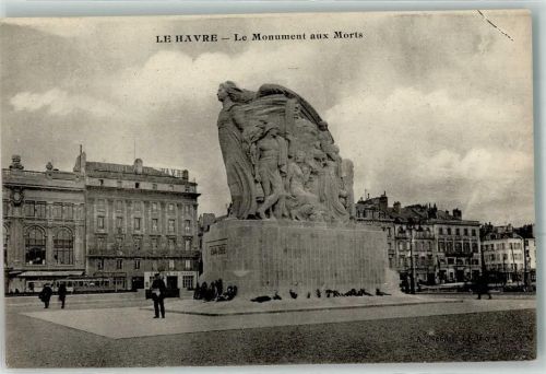 Le Havre Kriegerdenkmal Straßenbahn