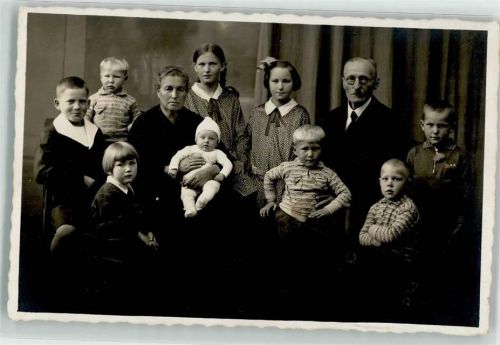 Isny Gruppenfoto Familie Ort lt. Fotograf