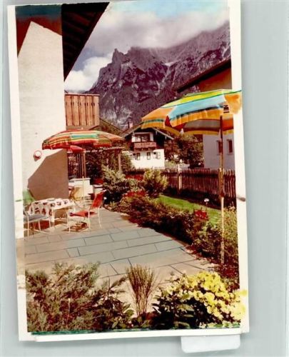 Mittenwald Haus Terrasse Sonnenschirm Berge Ort handschriftlich Foto Original aus Archiv eines Ansichtskartenverlags