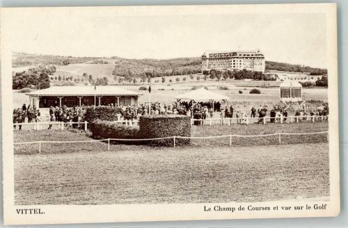 Vittel le Champ de Courses et vue sur Golf