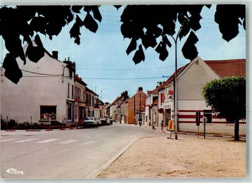 Freneuse le Place Julie-Guonard Auto