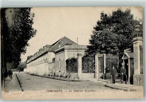 60200 Compiegne Gebrauchsspuren le Quartier Bourcier Uniform Fahrrad