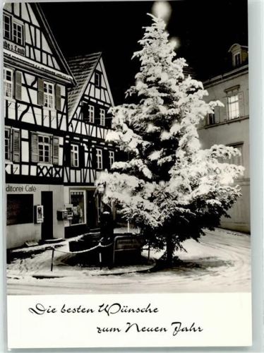 Gernsbach Hofstätte mit beleuchtetem Weihnachtsbaum