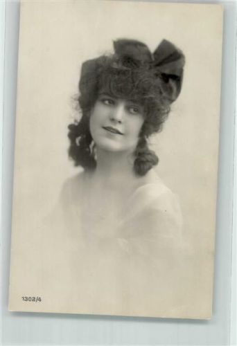 Frau