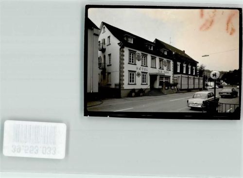 51674 W5276 Wiehl FOTO KEINE AK Hotel Post Oldtimer Apothekenuhr Ort handschriftlich