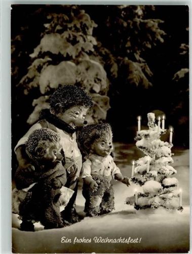 Ein frohes Weihnachtsfest Mecki mit Igelkindern vor Weihnachtsbaum im Winterwald August Gunkel 105